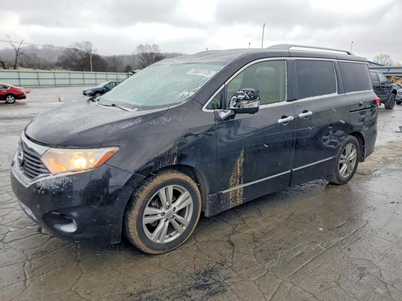2015 NISSAN Quest