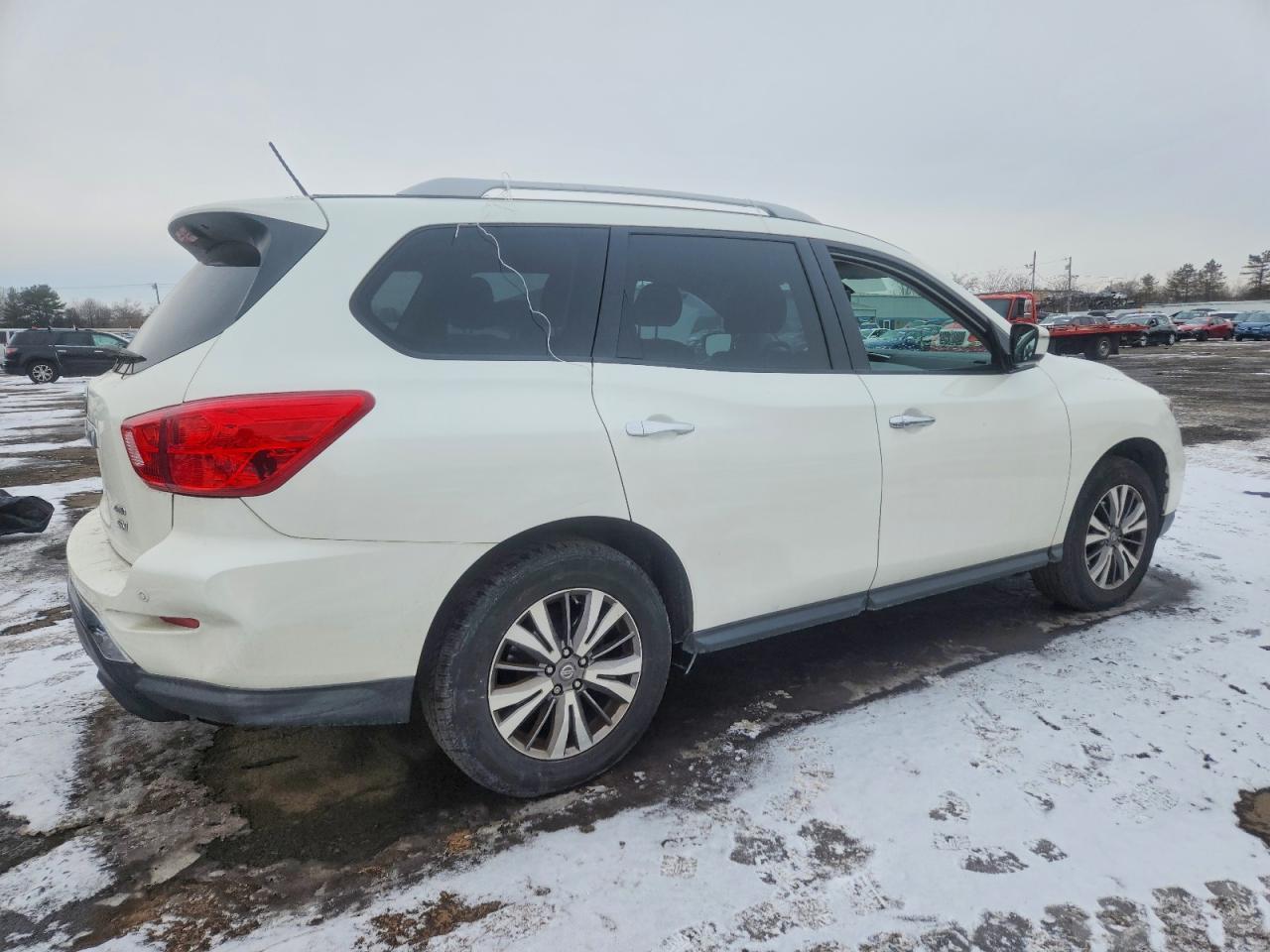 2018 NISSAN PATHFINDER