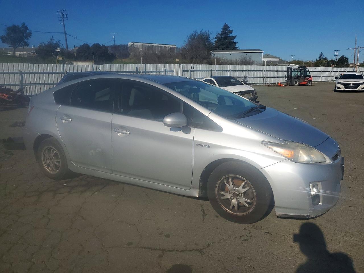 2011 TOYOTA PRIUS