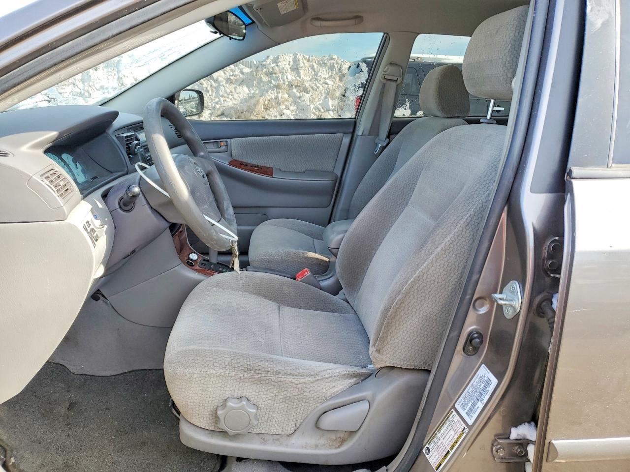 2004 TOYOTA COROLLA