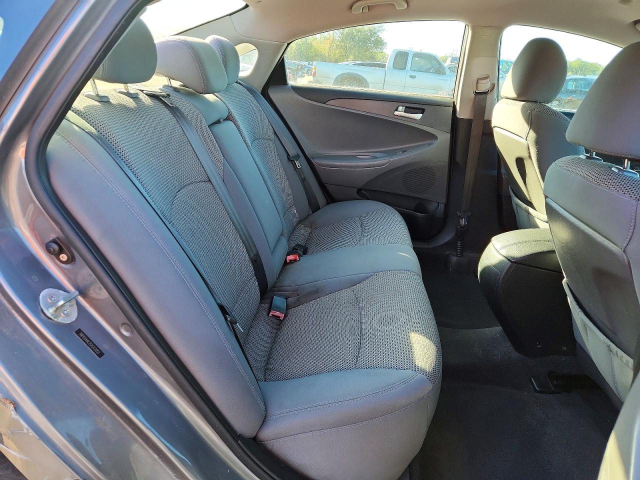2012 HYUNDAI SONATA