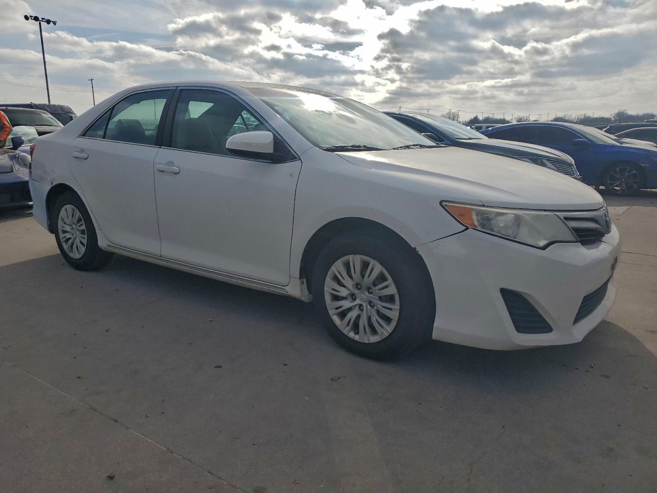 2013 TOYOTA CAMRY