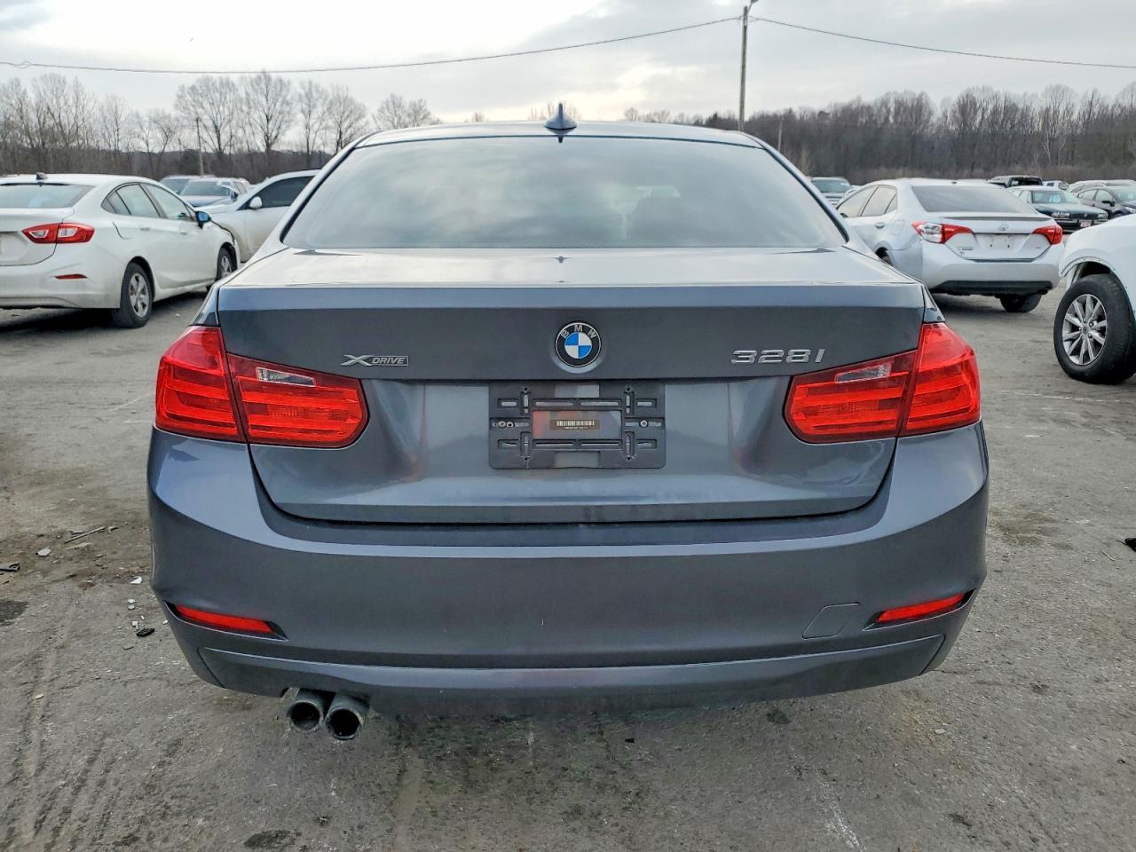 2013 BMW 3 SERIES