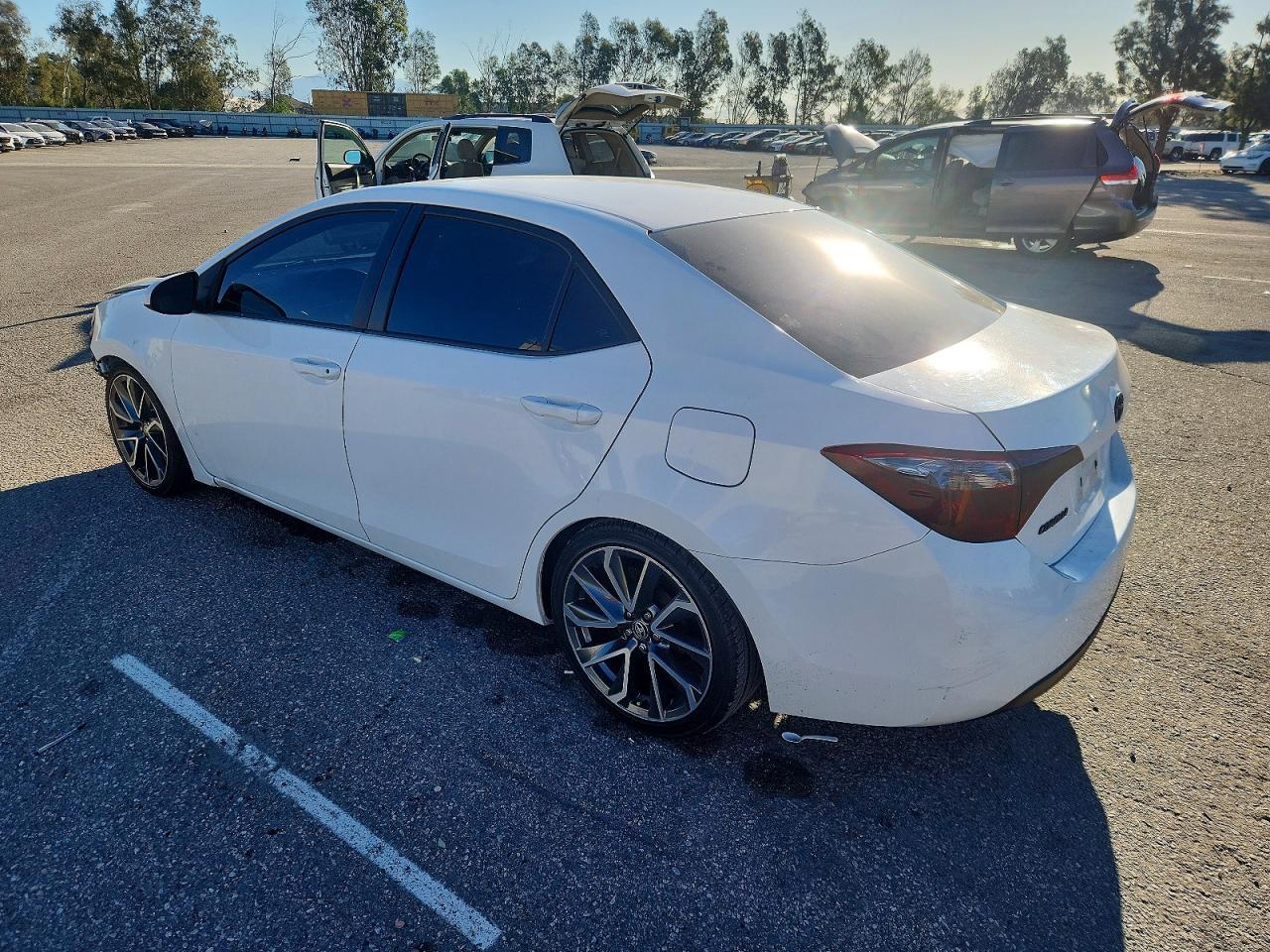 2015 TOYOTA COROLLA