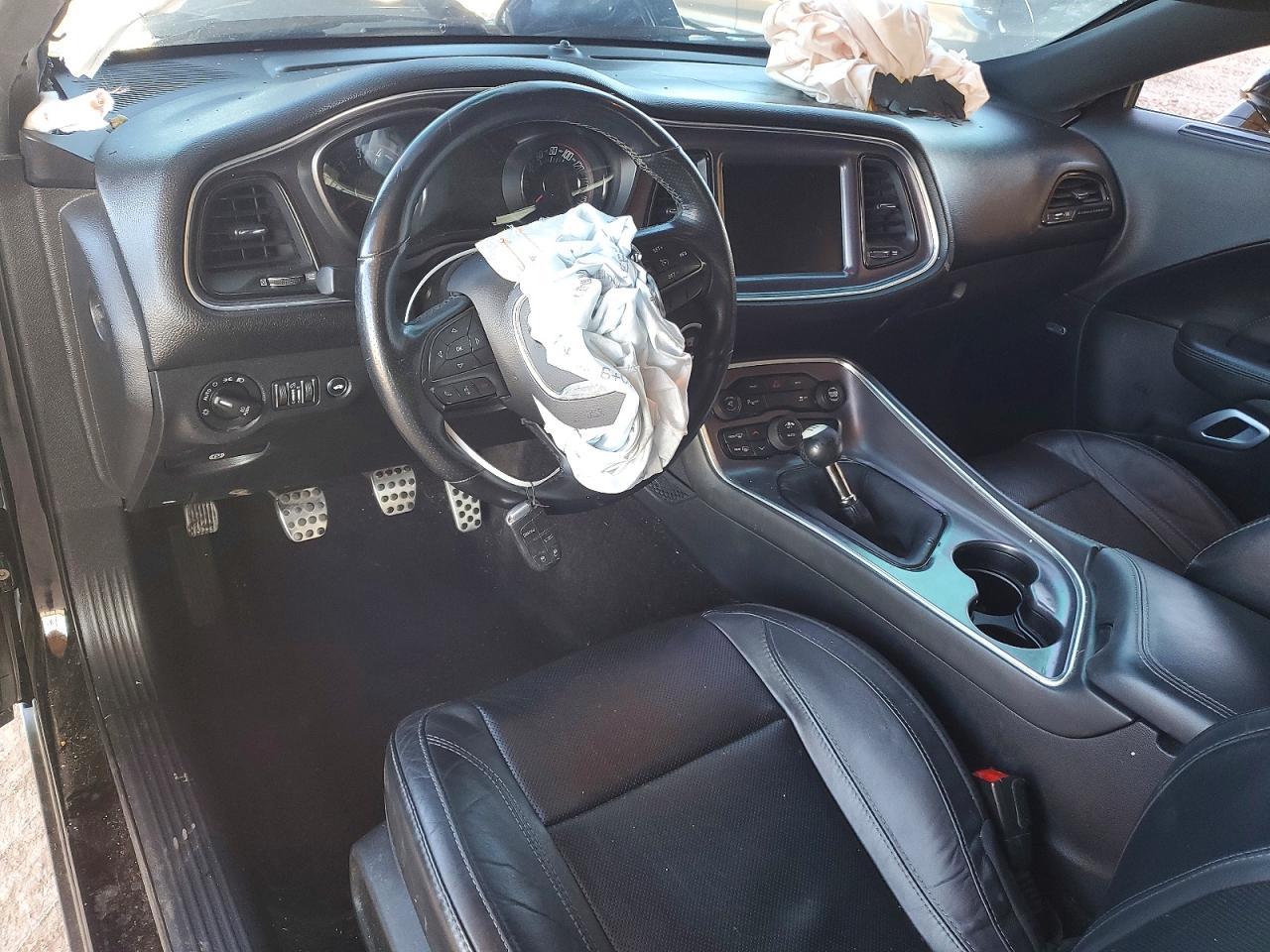 2016 DODGE Challenger