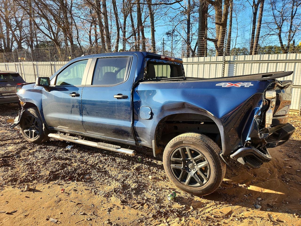 2023 CHEVROLET Silverado