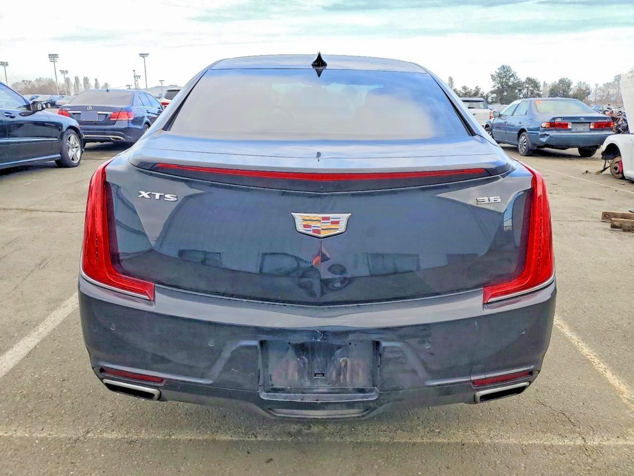 2018 CADILLAC XTS