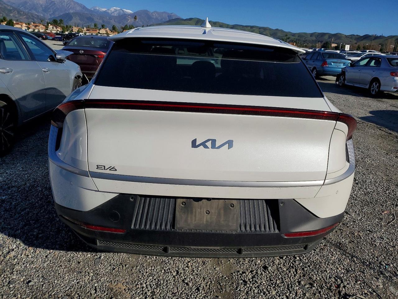 2023 KIA EV6