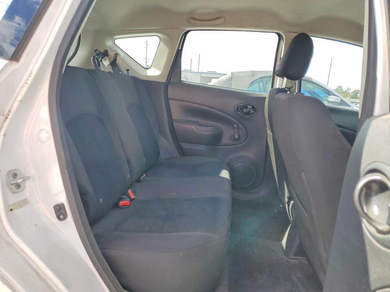 2016 NISSAN Versa Note