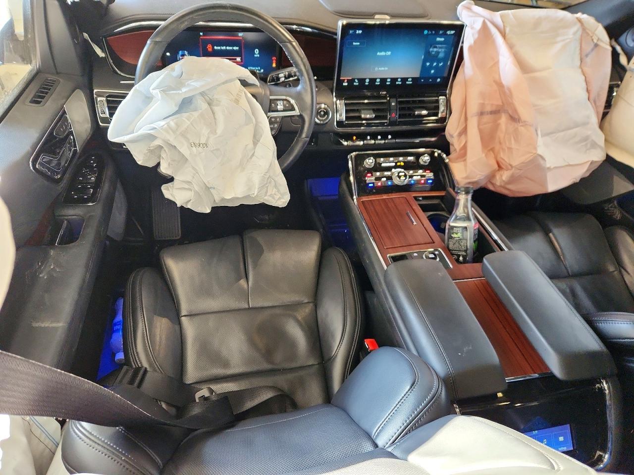2023 LINCOLN Navigator