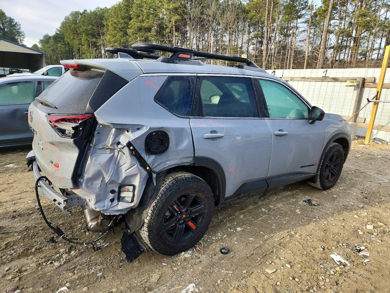 2025 NISSAN ROGUE