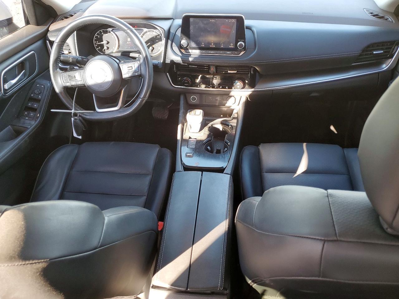 2021 NISSAN ROGUE