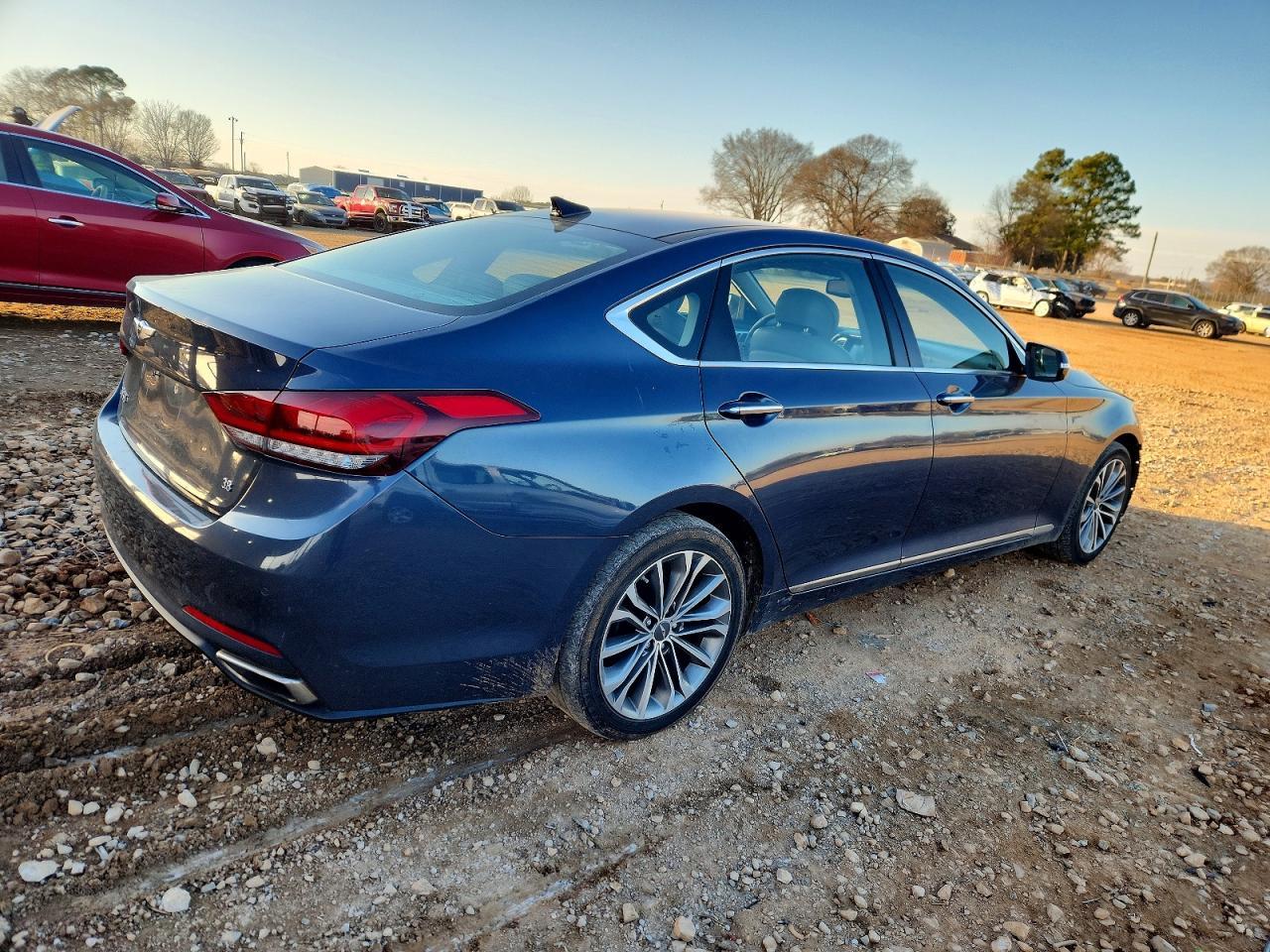 2015 HYUNDAI GENESIS