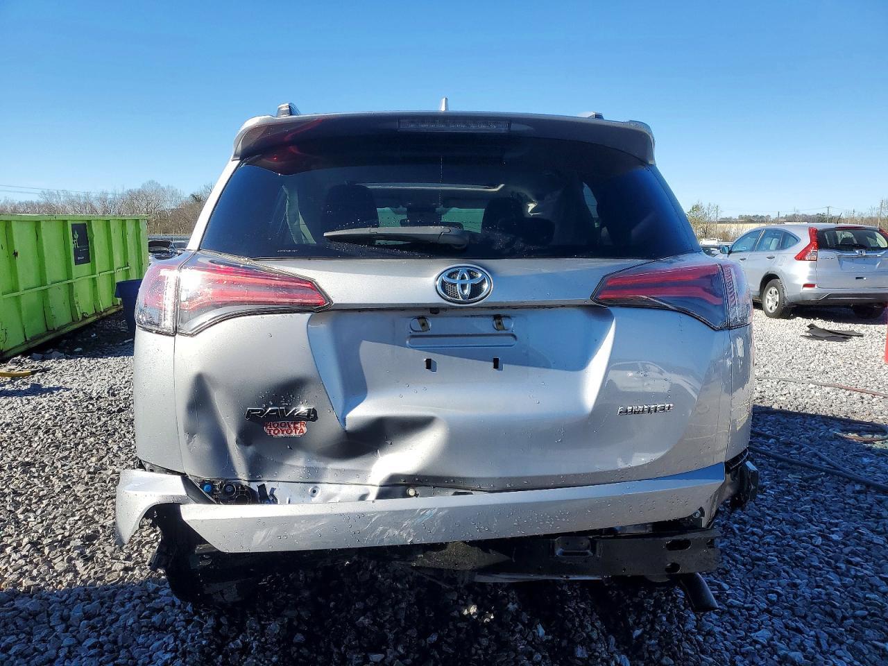2016 TOYOTA RAV4