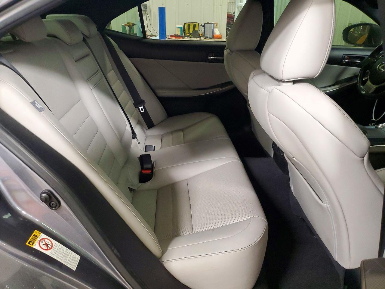 2015 LEXUS IS 250