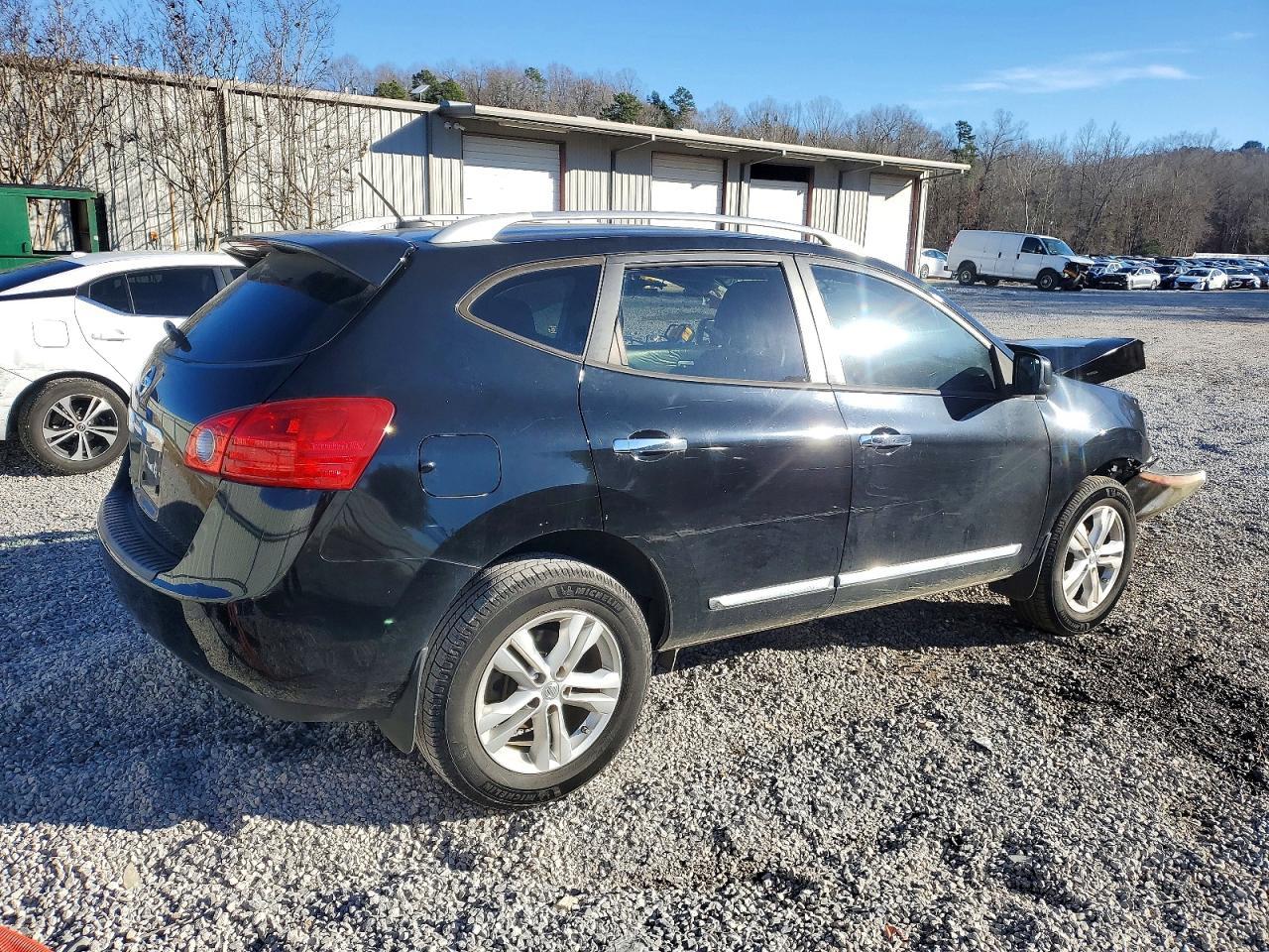 2015 NISSAN ROGUE
