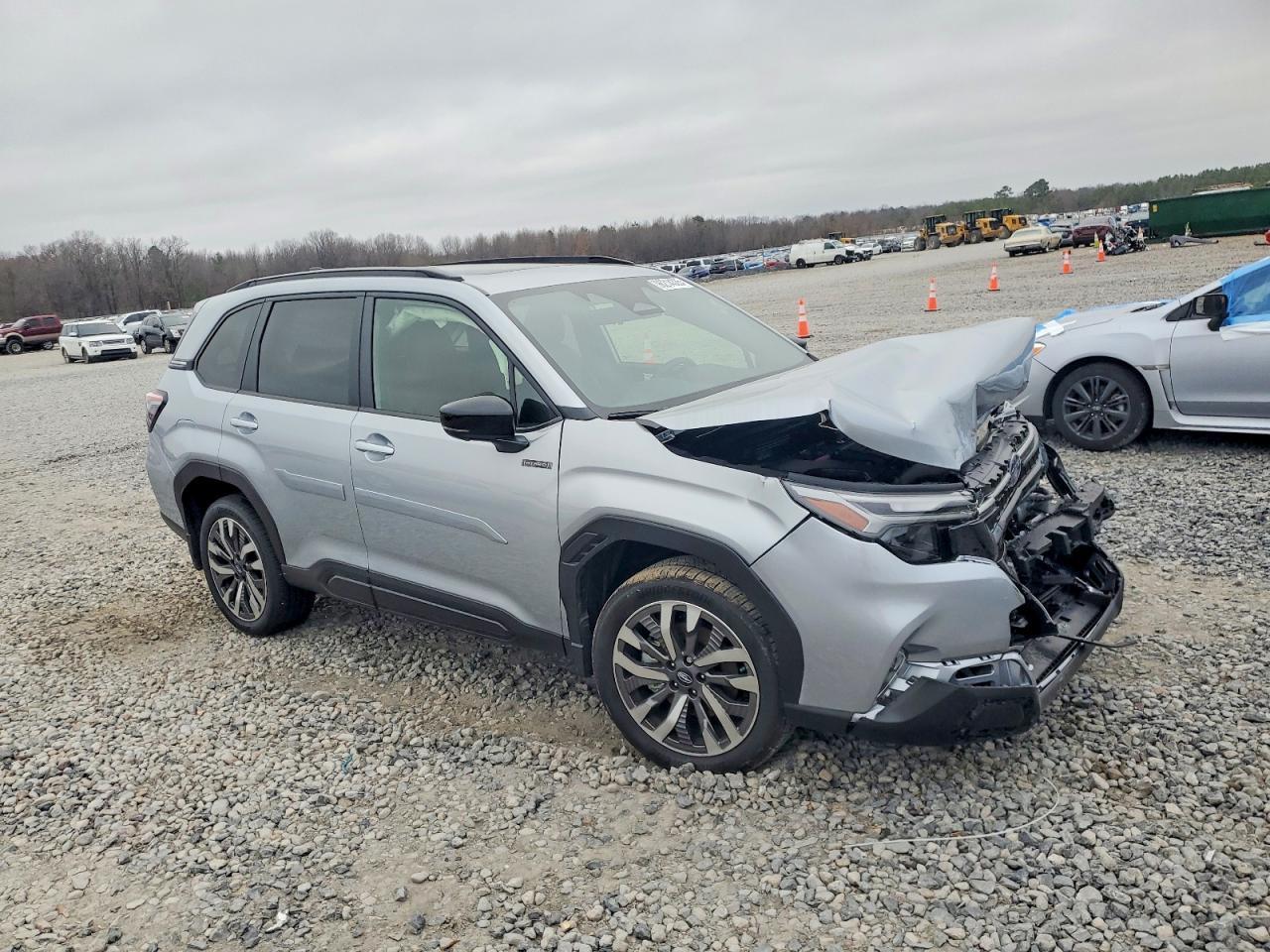 2025 SUBARU FORESTER