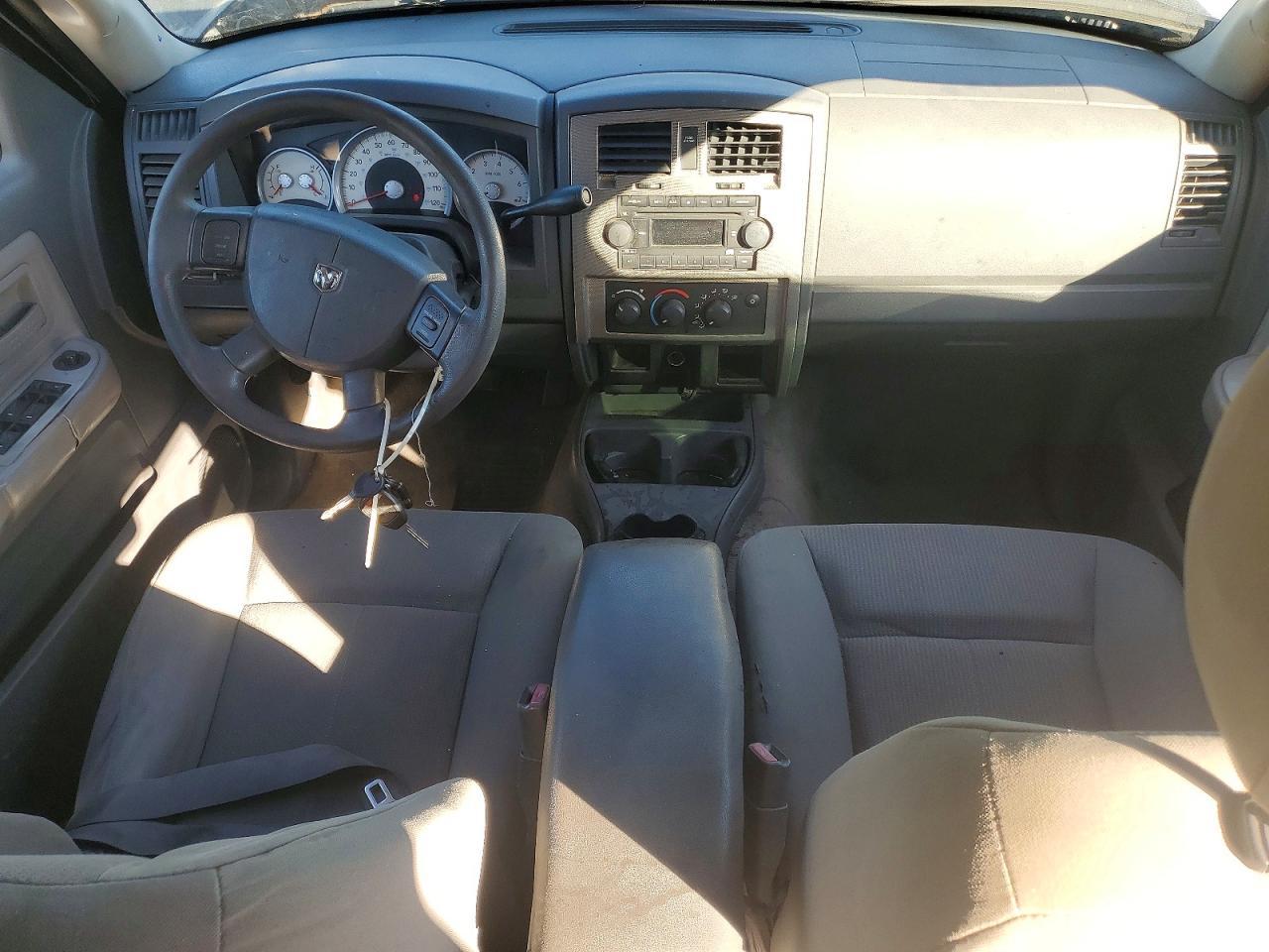 2006 DODGE Dakota