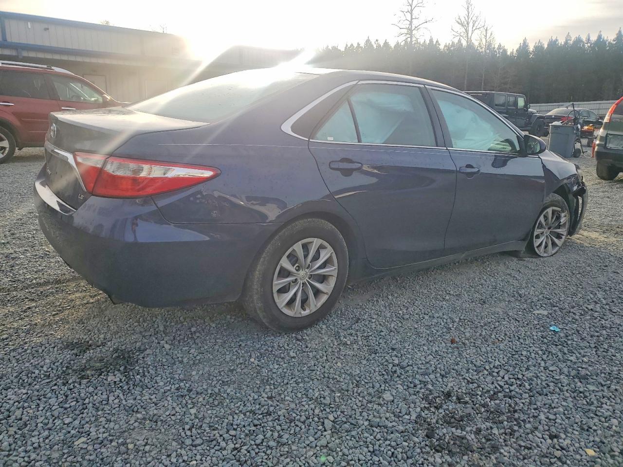 2015 TOYOTA CAMRY