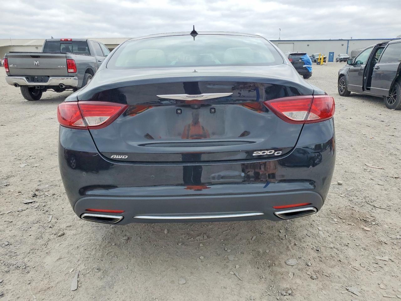 2015 CHRYSLER 200