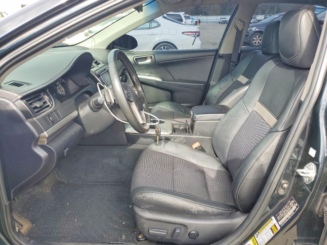 2012 TOYOTA CAMRY