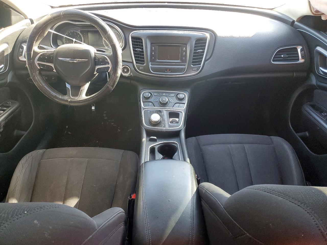 2015 CHRYSLER 200