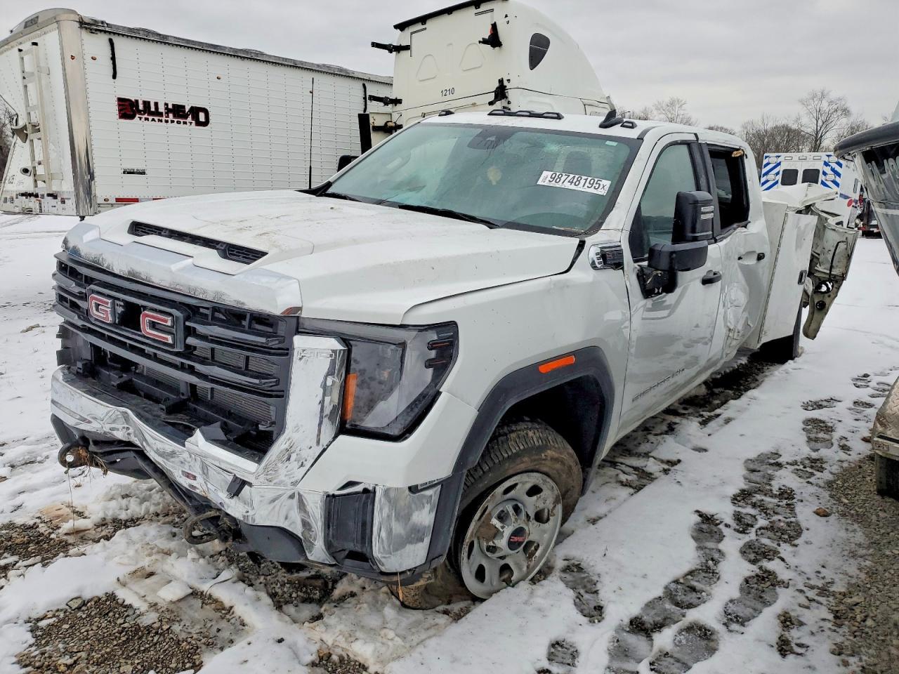 2024 GMC Sierra