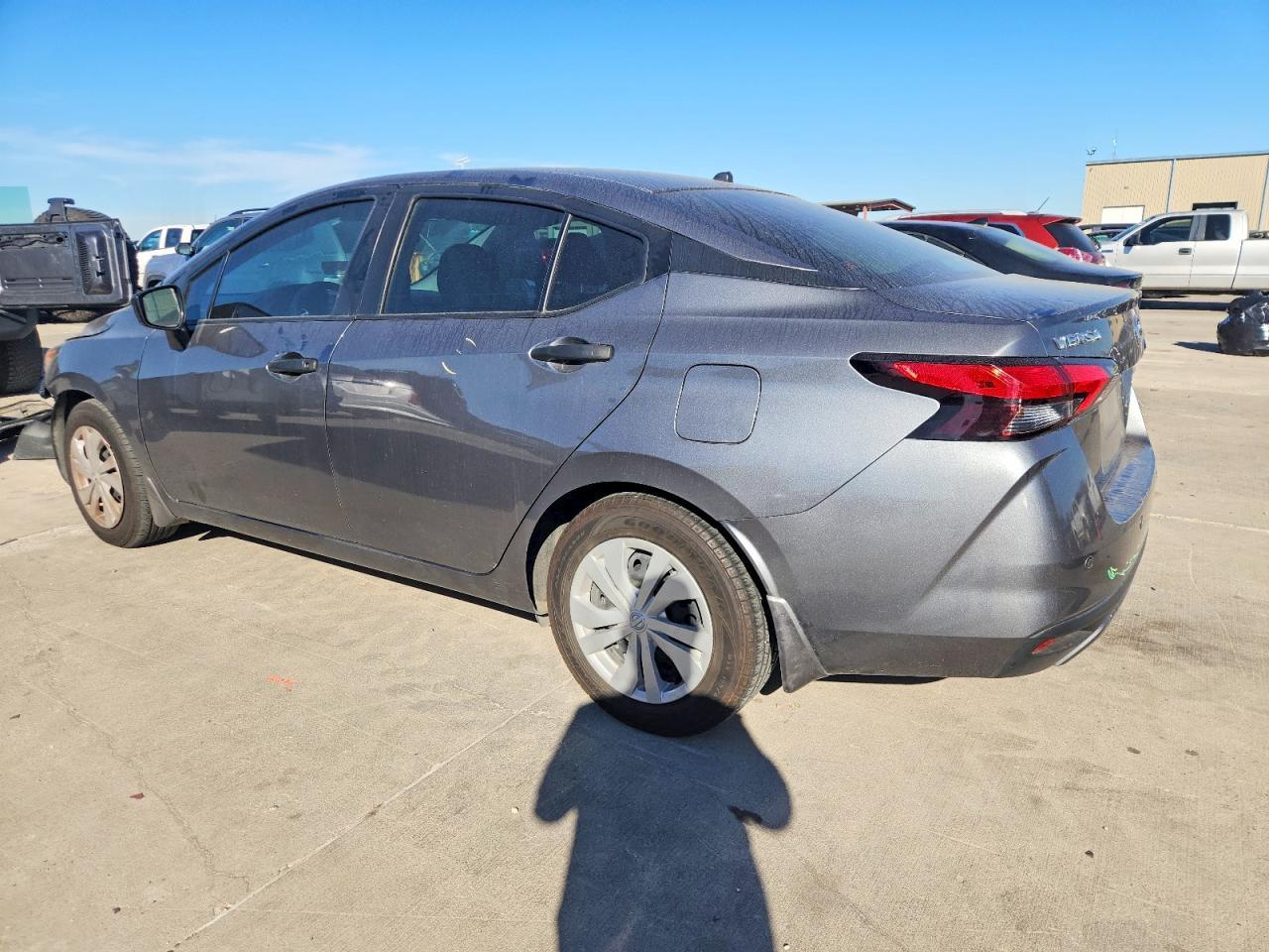 2022 NISSAN VERSA
