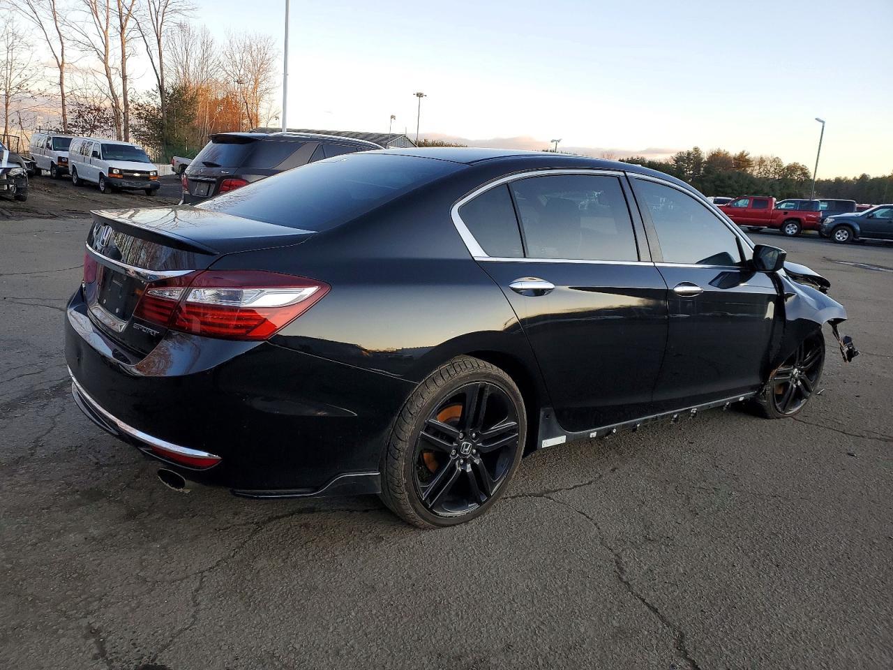 2016 HONDA ACCORD