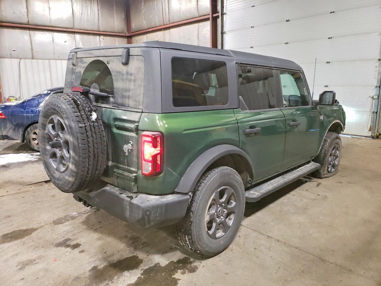 2024 FORD Bronco