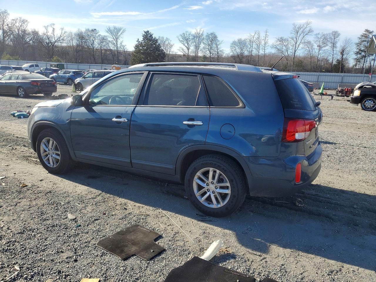 2015 KIA SORENTO