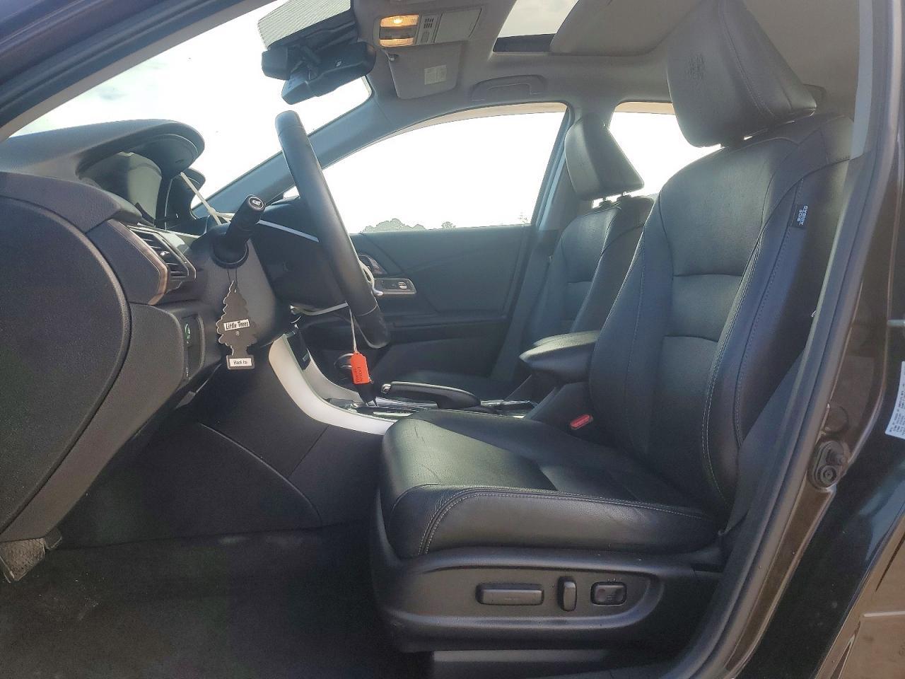 2017 HONDA ACCORD