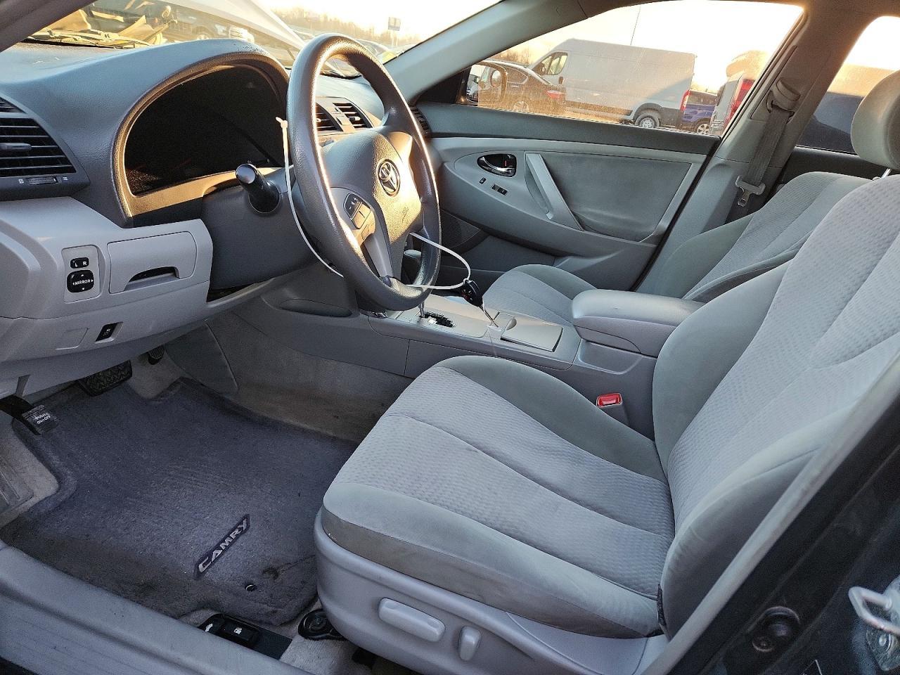 2011 TOYOTA CAMRY