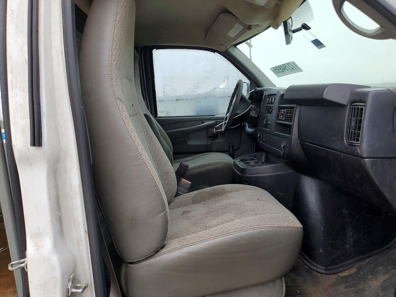 2013 CHEVROLET EXPRESS 2500