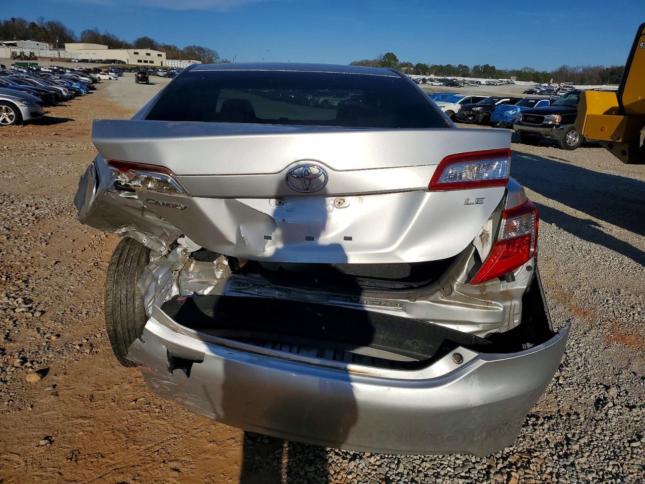2014 TOYOTA CAMRY
