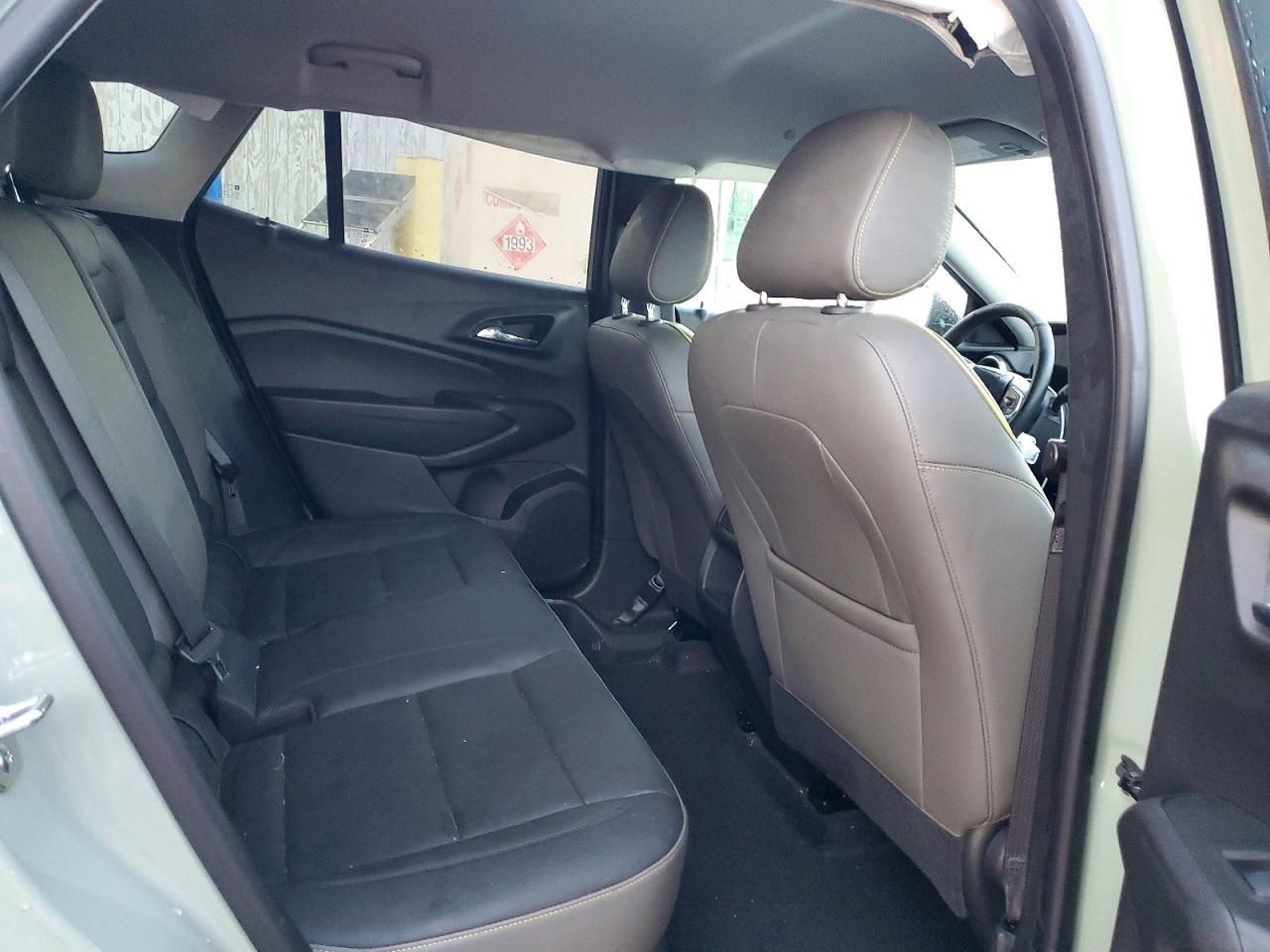 2025 CHEVROLET TRAX