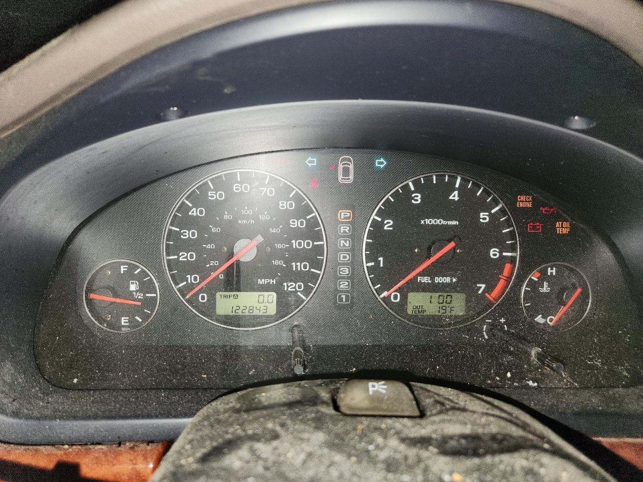2004 SUBARU Legacy
