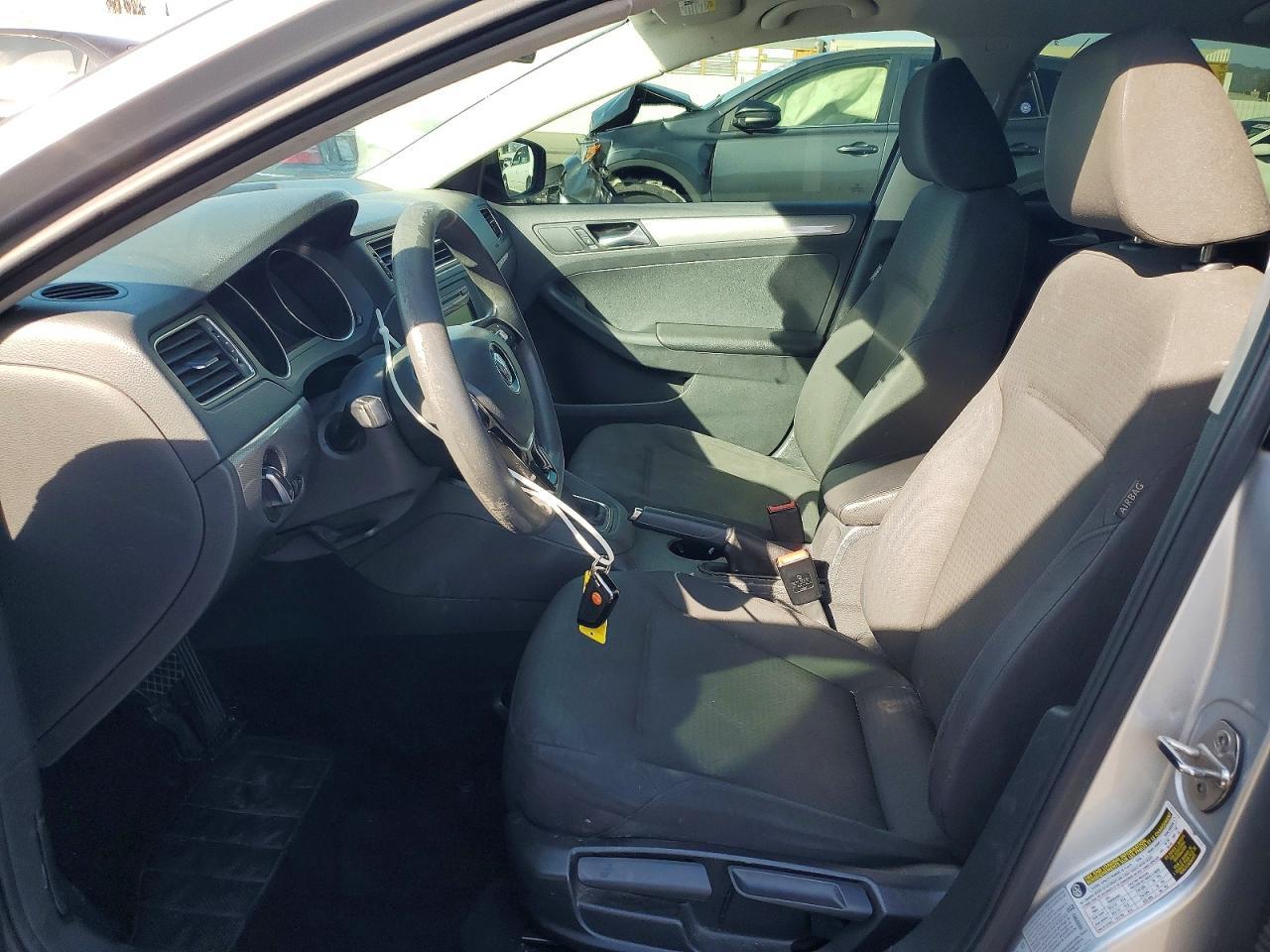2015 VOLKSWAGEN JETTA