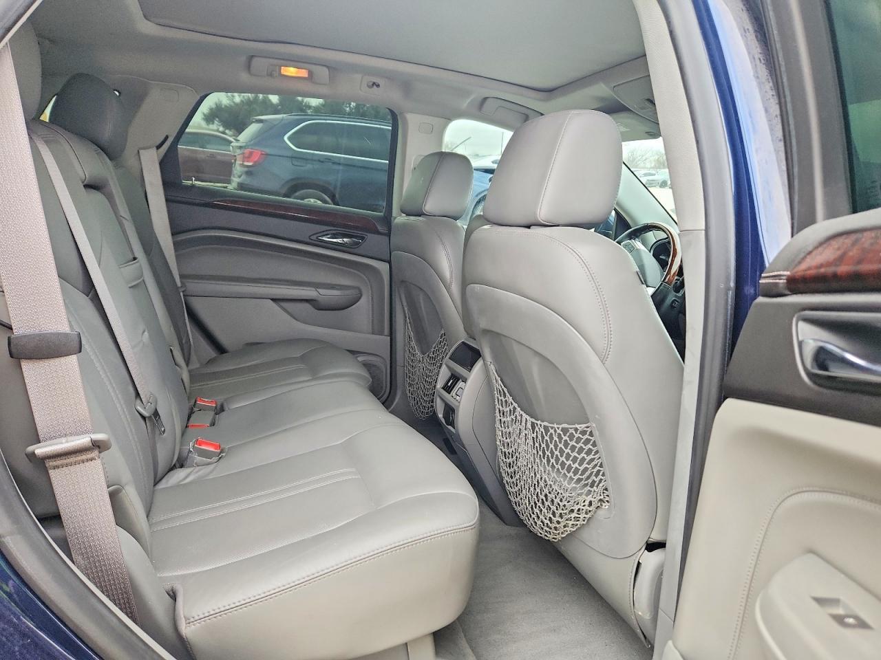 2010 CADILLAC SRX