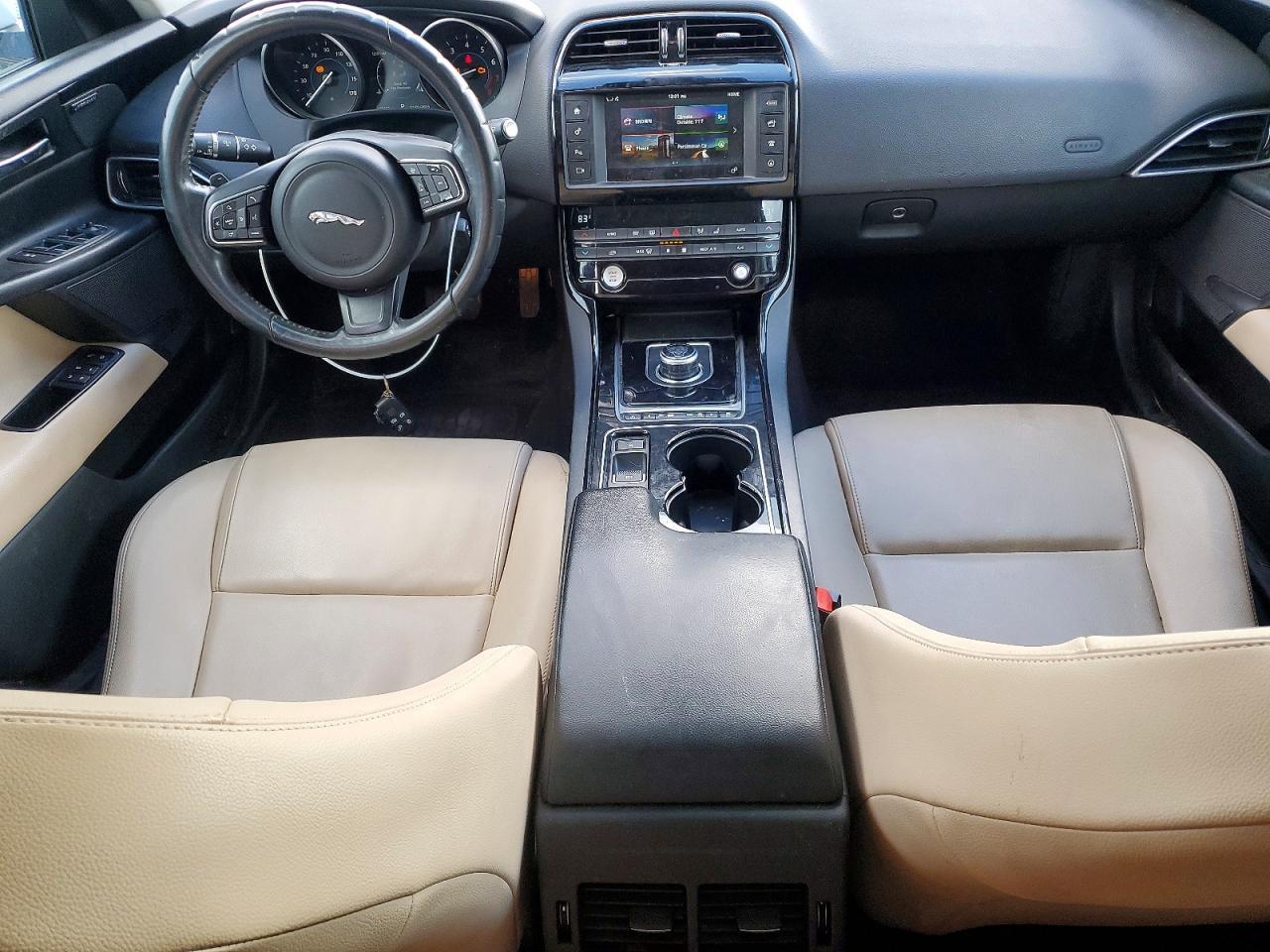 2017 JAGUAR XE
