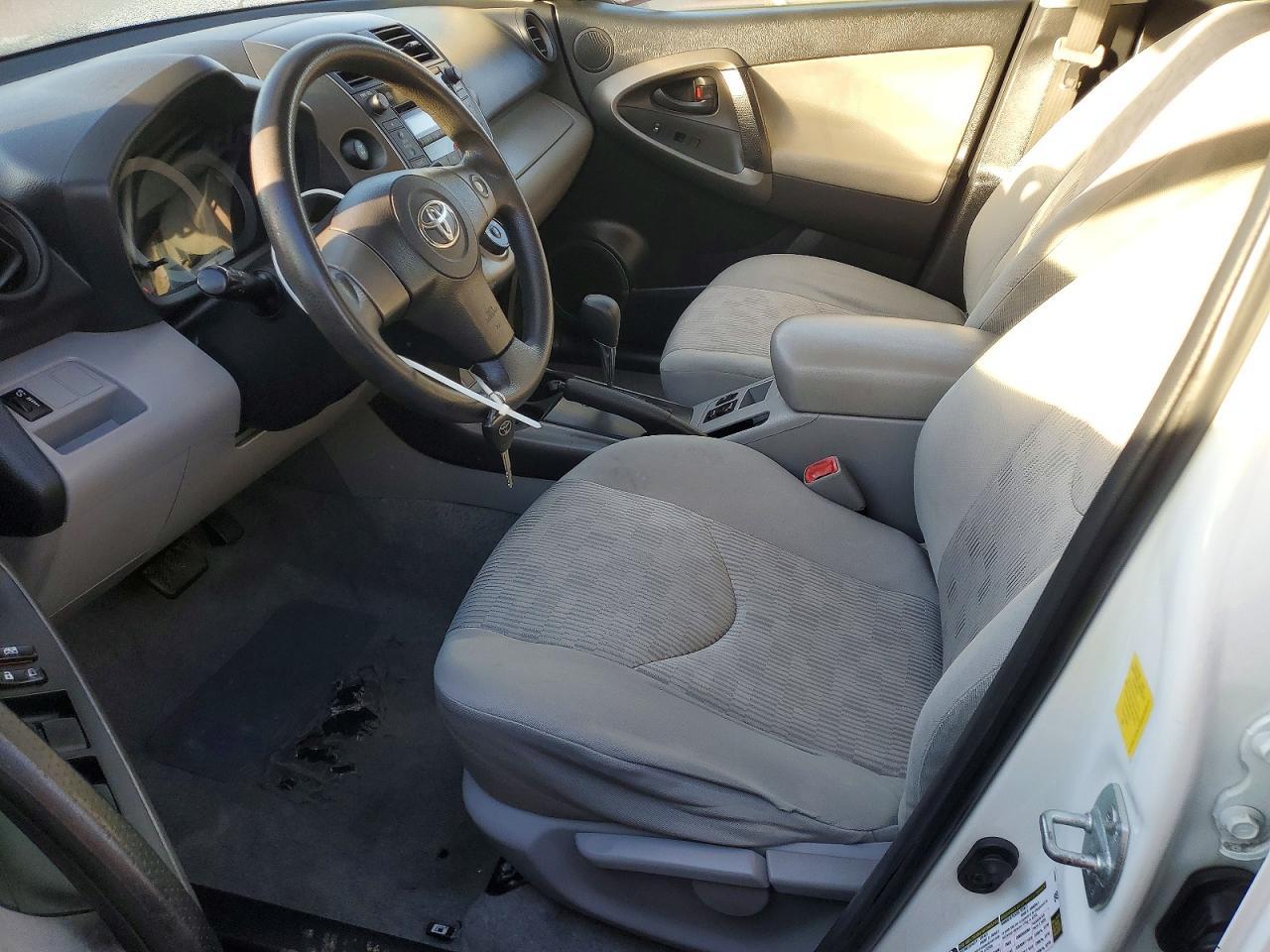 2011 TOYOTA RAV4