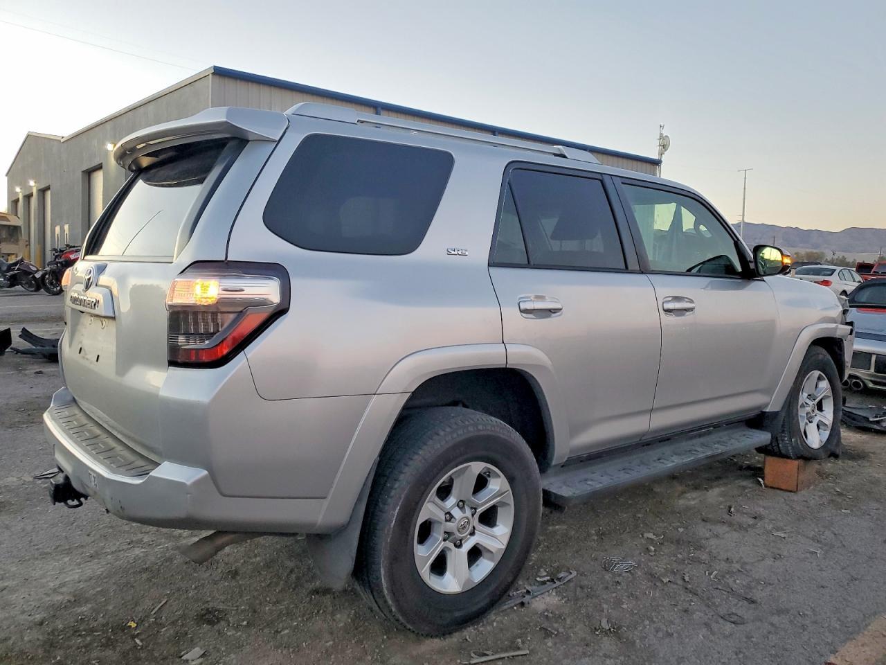 2016 TOYOTA 4Runner