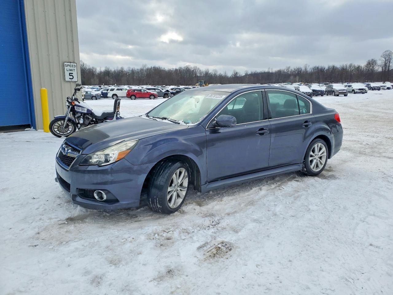 2013 SUBARU Legacy