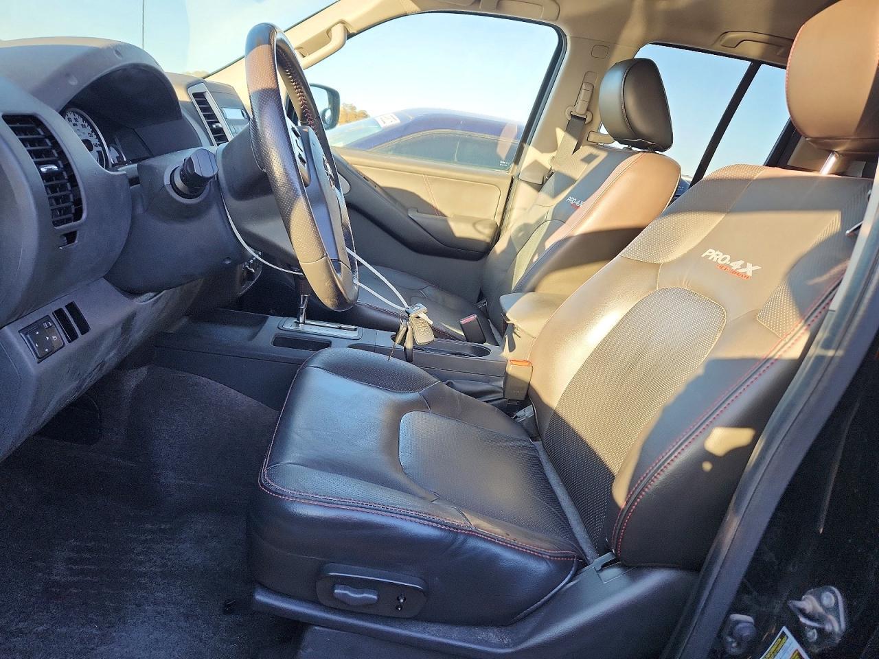 2012 NISSAN Frontier