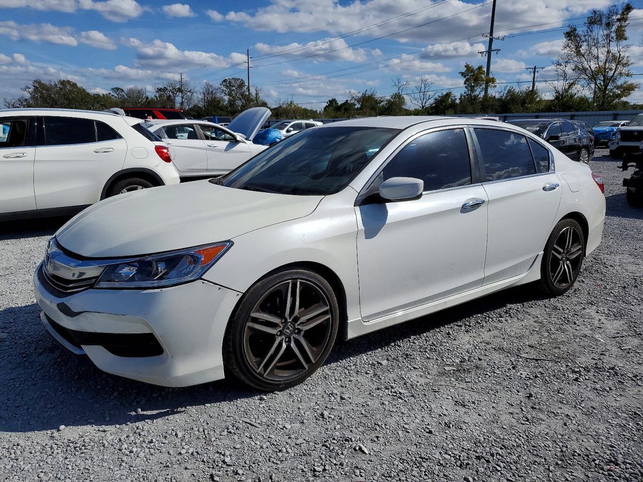 2017 HONDA ACCORD