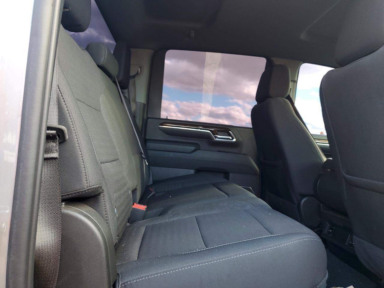 2024 GMC Sierra