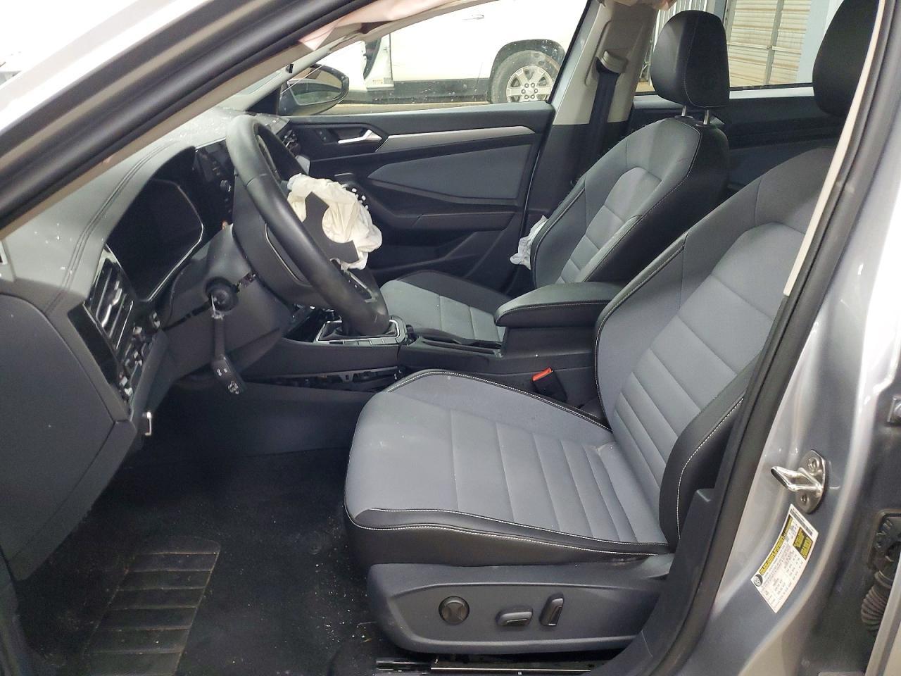 2025 VOLKSWAGEN JETTA