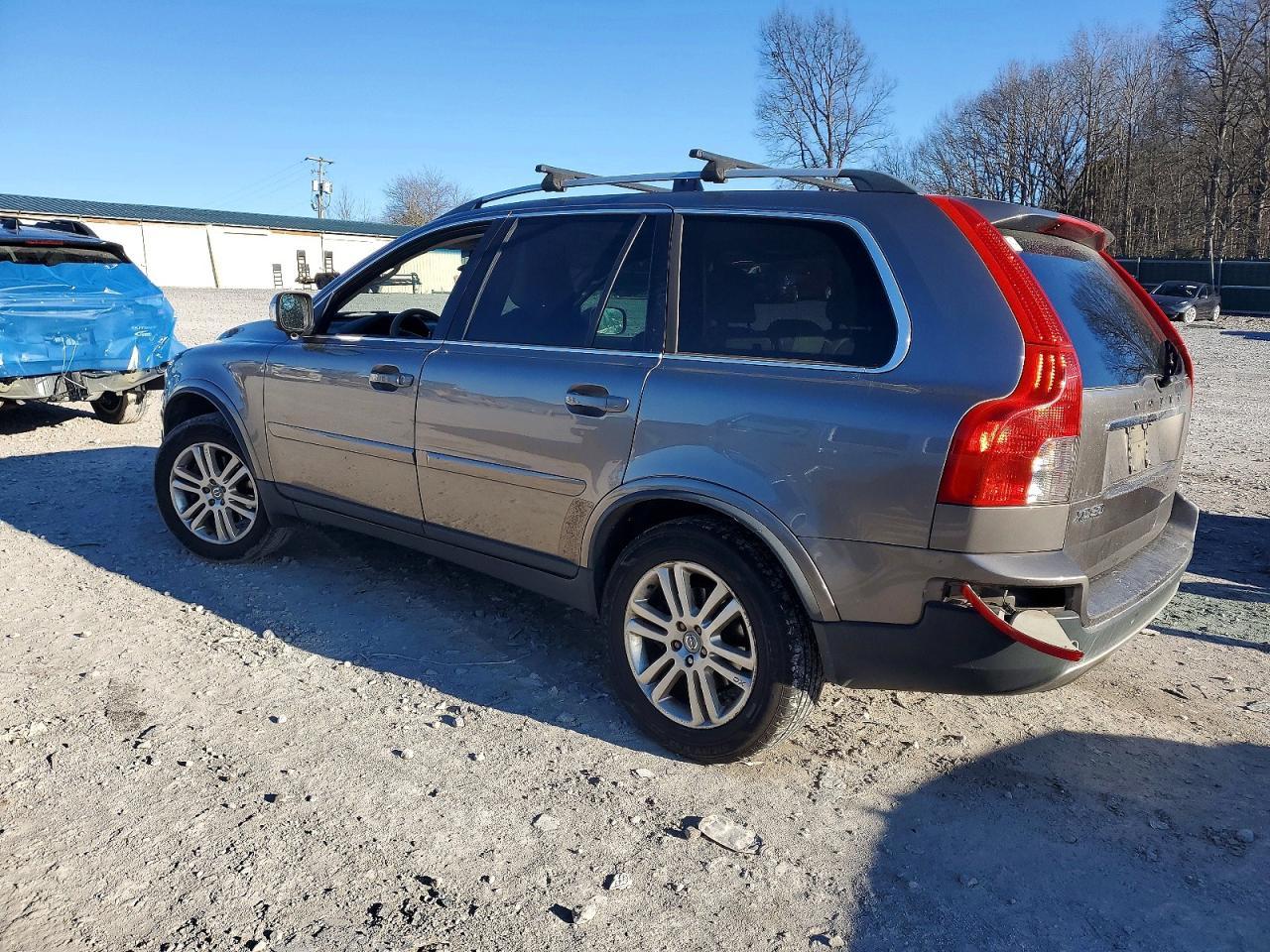 2011 VOLVO XC90