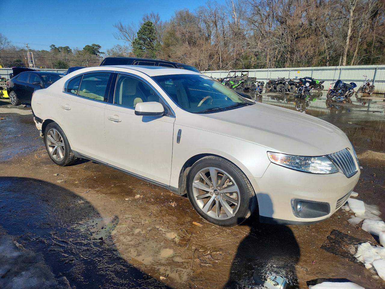 2011 LINCOLN MKS