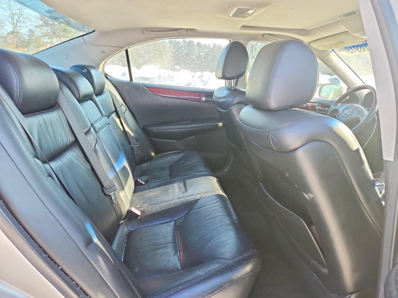 2004 LEXUS ES 330